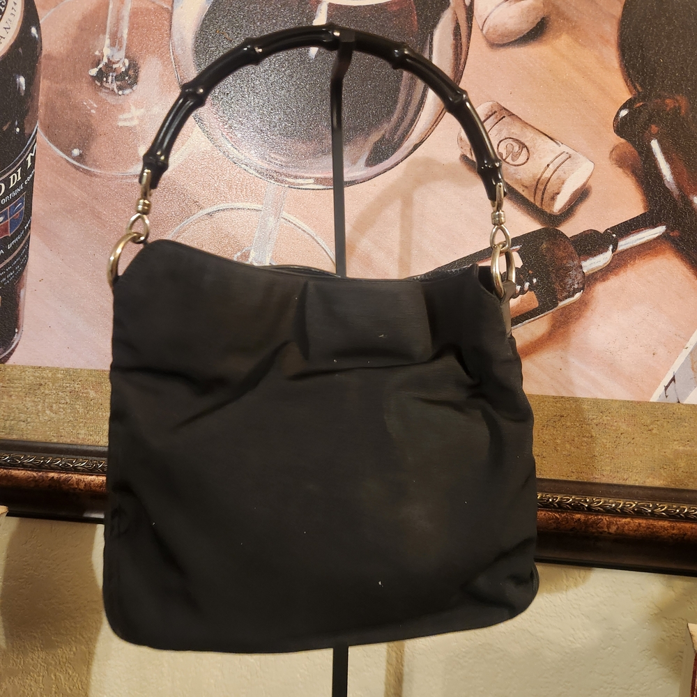 Gucci Elegant Black Shoulder Bag